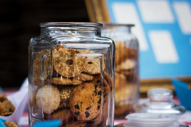 Different cookies in glass jar - depositphotos.com