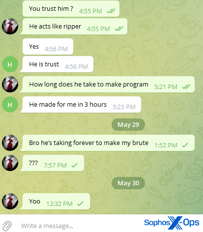 被害者と詐欺師のチャットを表示した Telegram のスクリーンショット (2 番目の詐欺師から返信がないことについて話している)。