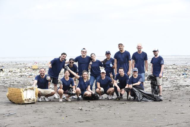 Making Waves: LATAM Sales Team Clears Beach Debris in Panama